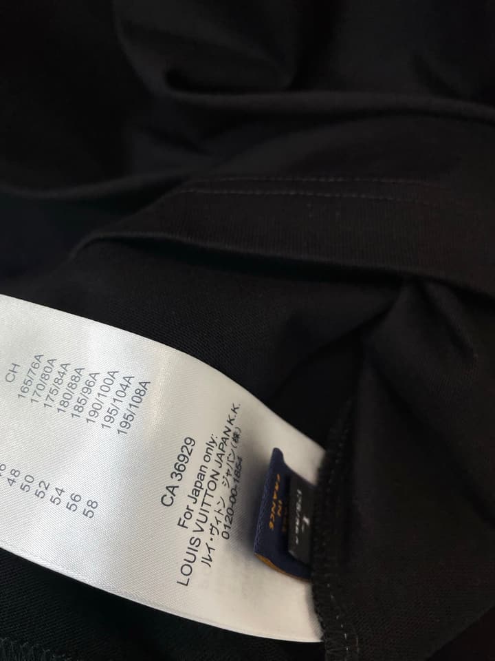 Louis Vuitton Men's Casual Short-Sleeve T-Shirt in Black