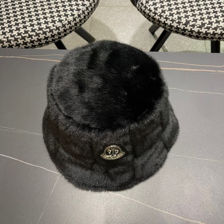 Moncler Fluffy Autumn/Winter Bucket Hat in Dark Gray Sherpa