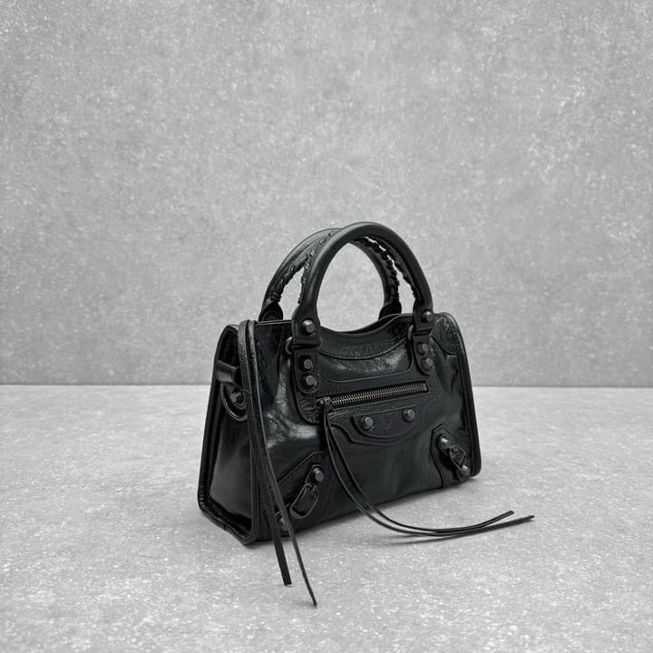 Balenciaga Le City Mini Bag – Oil-Waxed Black in Oil Wax Black