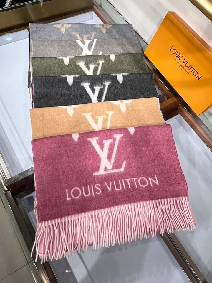 Louis Vuitton Double-Sided Cashmere Gradient Scarf