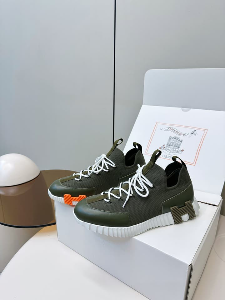 Hermes H Classic Couple Sneakers in Black