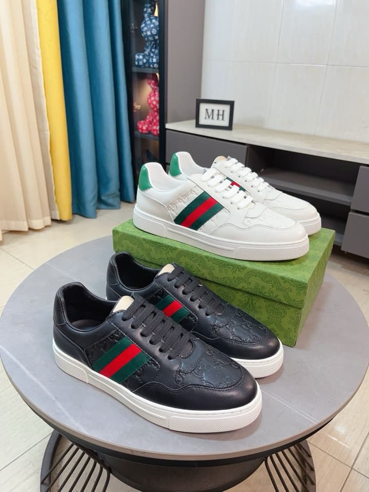 Gucci New Season Casual Fashion Sneakers in Black With Web Stripe