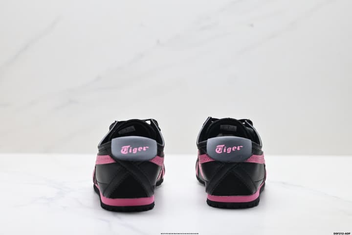 Onitsuka Tiger Mexico 66 NIPPON MADE Sneakers in Black With Pink Stripes