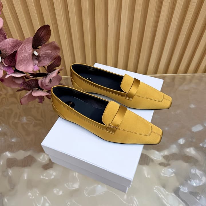 Saint Laurent Silk Chain Mules – Spring/Summer Collection – 26S in Beige
