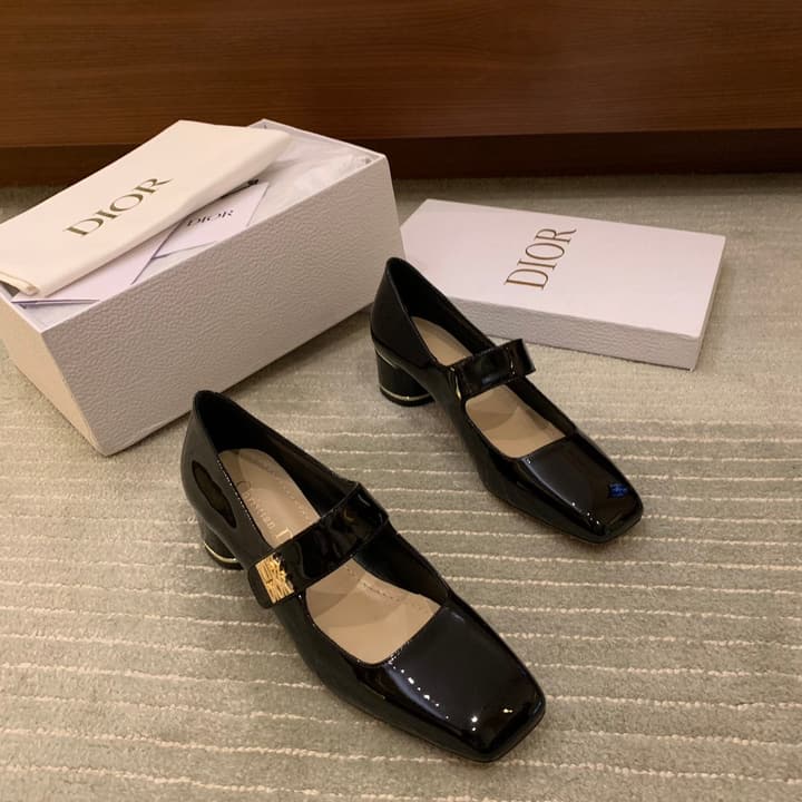 Dior Miss Dior Mary Jane Patent Heels – FW24 in Black Patent Leather Mary Jane