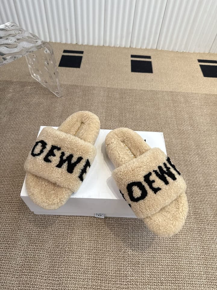 Loewe Classic Autumn/Winter Wool Slippers in Black With White Text