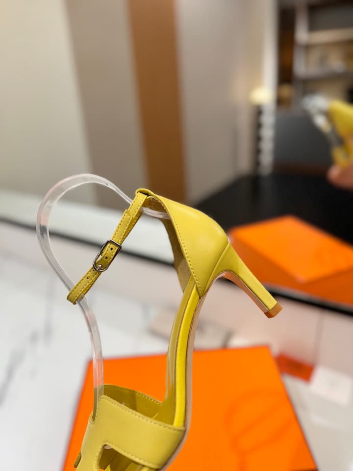 Hermès Classic Smooth Cowhide Heels – 6.5cm in All White
