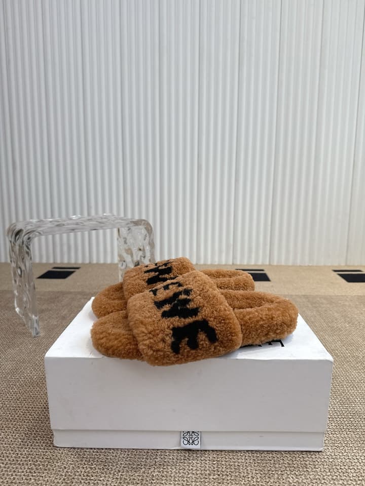 Loewe Classic Autumn/Winter Wool Slippers in Black With White Text