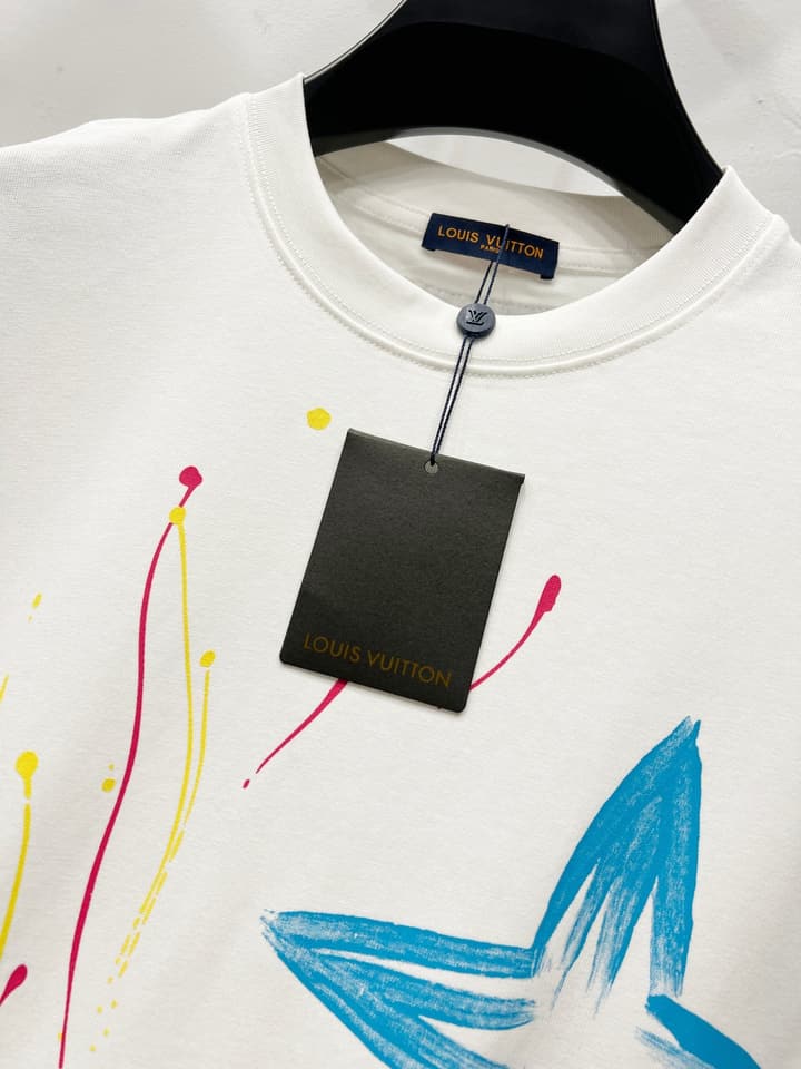 Louis Vuitton Colorful Graffiti Print T-Shirt – 2025SS in White Graffiti Print