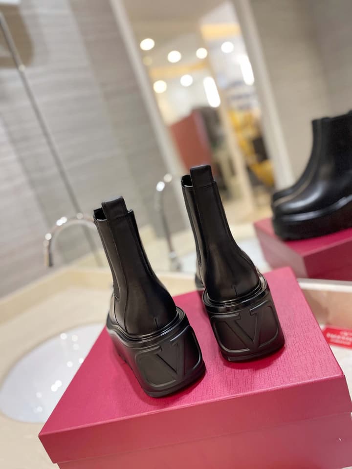 Valentino Garavani Uniqueform Platform Ankle Boots