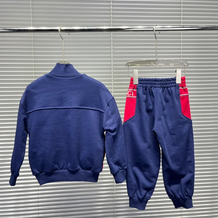 Gucci Kids Color-block Tracksuit – Kids Collection in Navy And Red Spliced Tracksuit