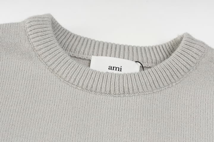 AMI Paris Classic Jacquard Heart Crewneck Sweater – 2025SS in Dusty Rose Pink