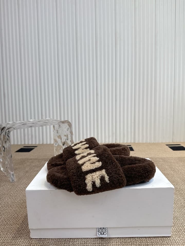 Loewe Classic Autumn/Winter Wool Slippers in Black With White Text