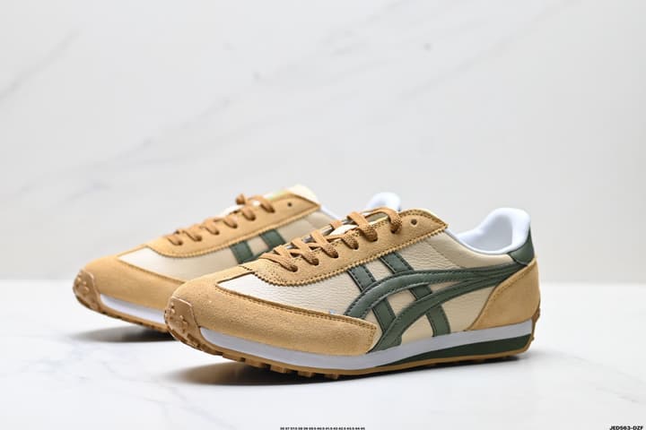 Onitsuka Tiger Edr 78 Low-Top Running Shoes in Cream And Burgundy