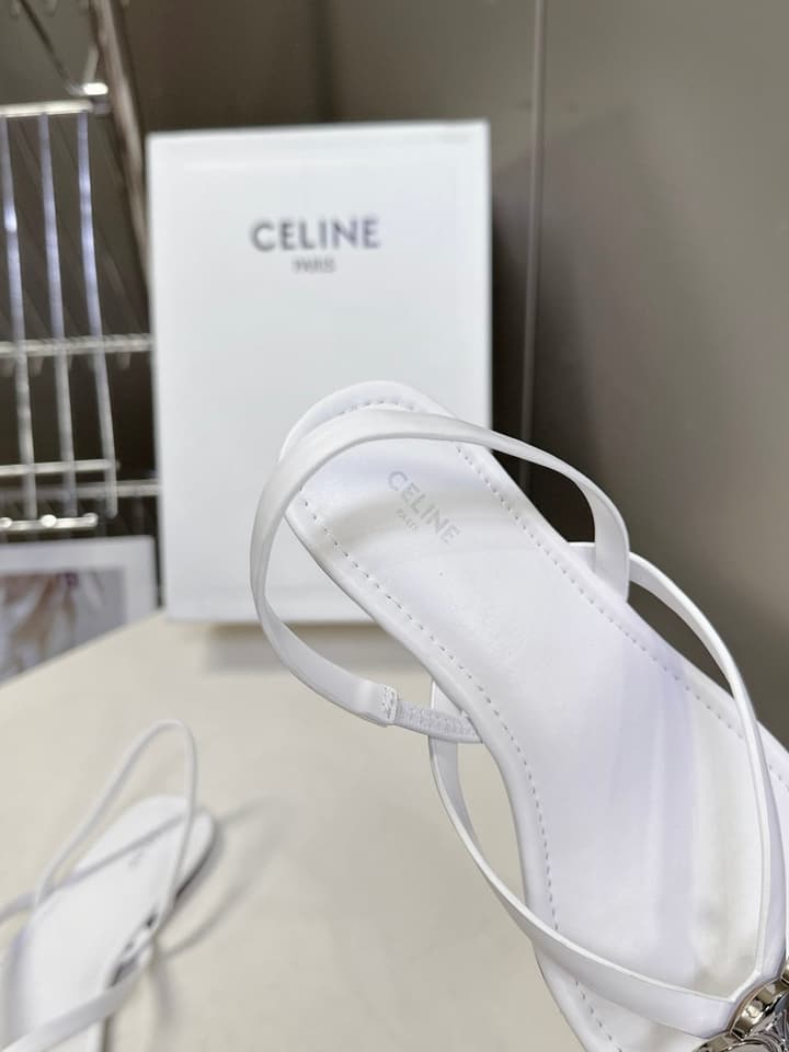 Celine Triomphe Metal Buckle Thong Sandals – Spring/Summer Collection – 2026SS in Black