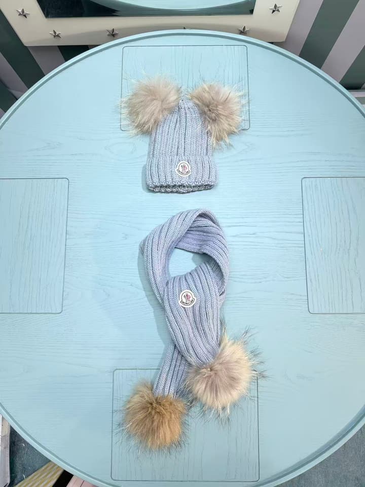 Moncler Kids Double Pom-Pom Hat and Scarf Set – Kids Collection in Black