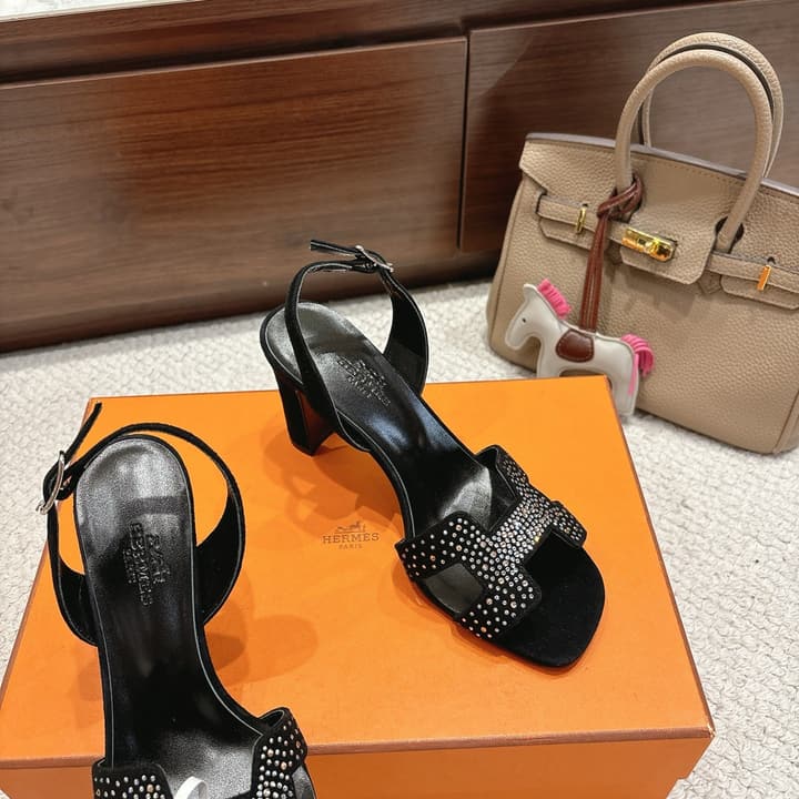 Hermès Eremite 80 Heeled Sandals in Black