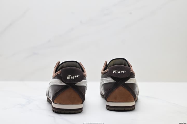 Onitsuka Tiger NIPPON MADE Mexico 66 Deluxe Sneakers in Dark Brown Leather With Off-white Stripes