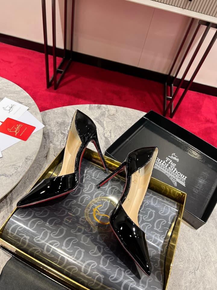 Christian Louboutin Classic Kate Side Cut-Out Pumps in Black Patent