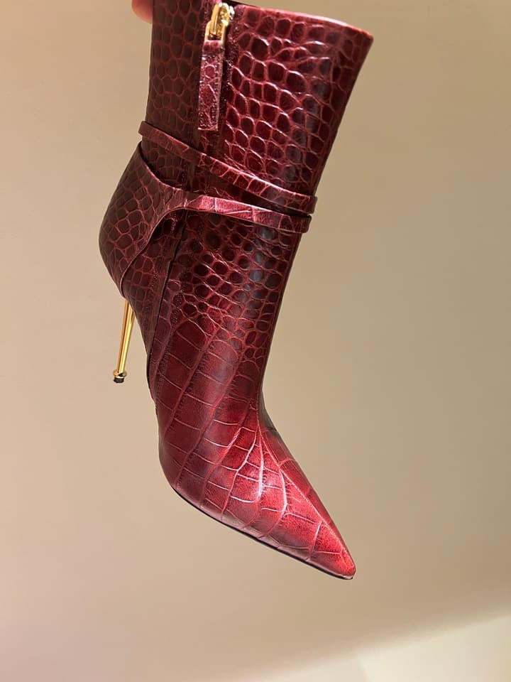 Tom Ford Luxury Metal Heel Ankle Boots in Black Leather