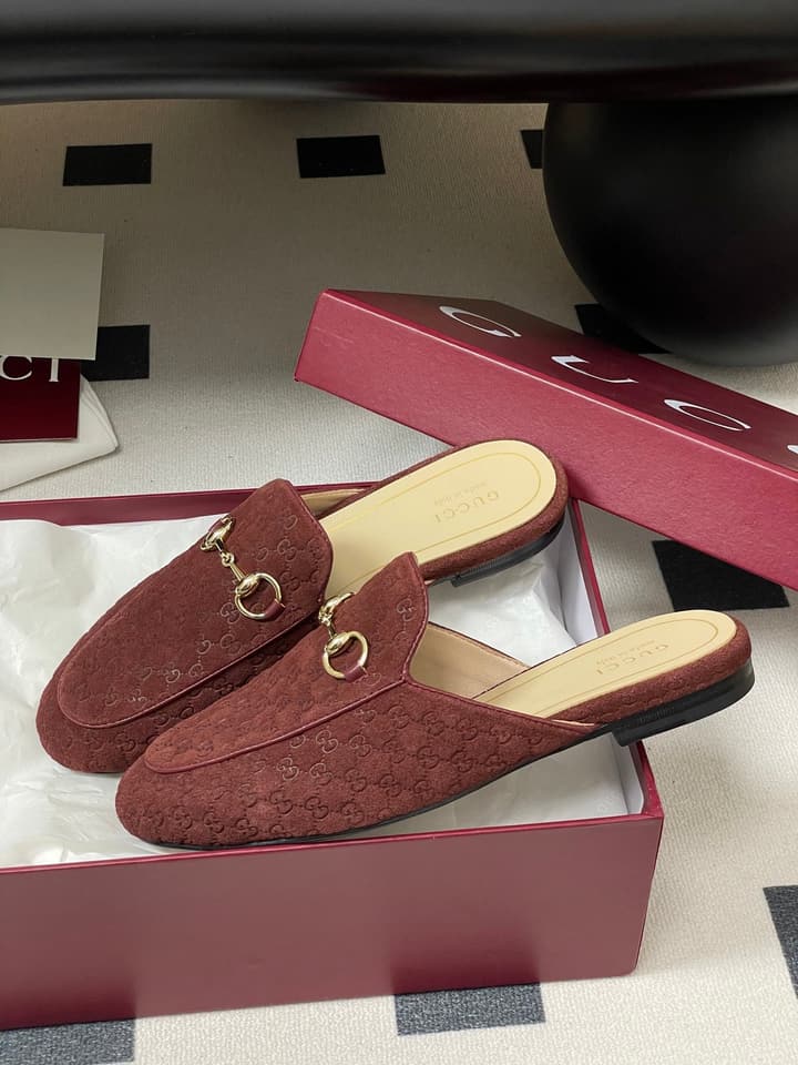 Gucci Princetown Double G Suede Mules – 2025 Fall Collection in Black Suede With Silver Hardware