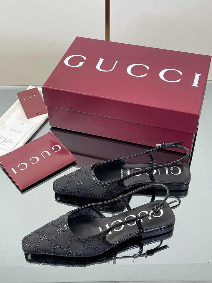 Gucci Cosmogonie GG Crystal Slingback Sandals – 2025 Early Autumn Collection in Black Crystal Gg