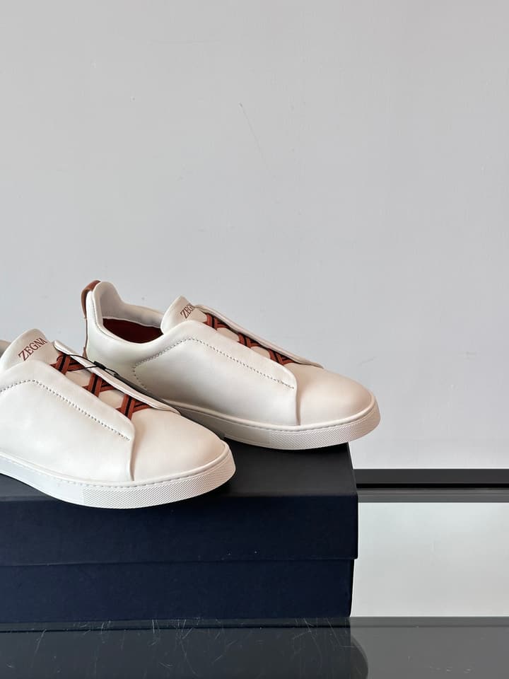 Zegna Men's Low-Top Leather Sneakers in Black & White