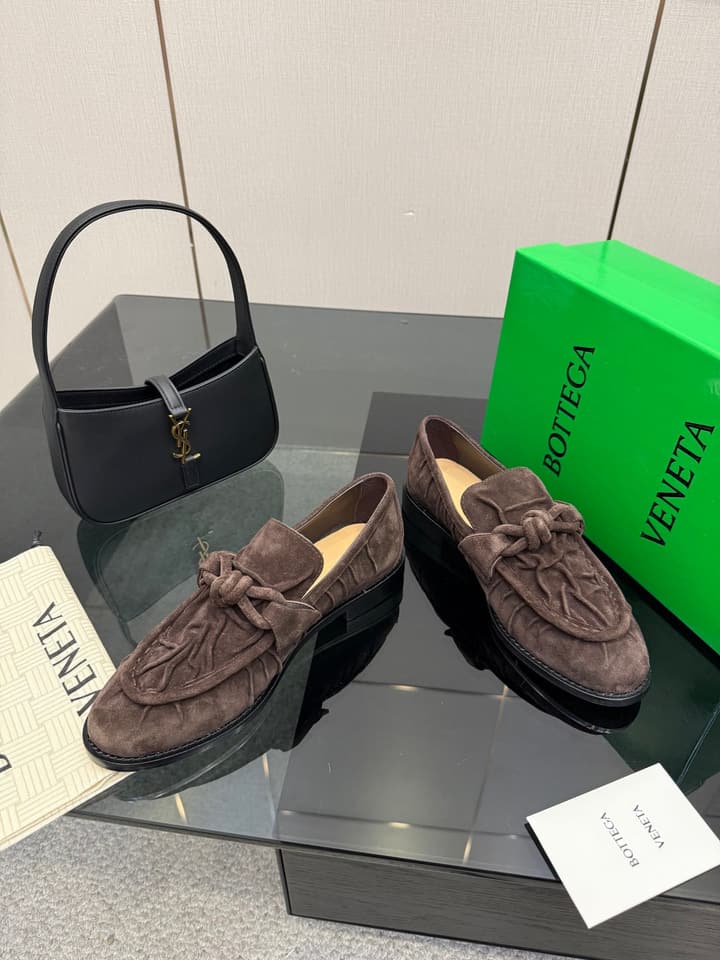 Bottega Veneta Astaire Suede Loafers in Black Leather