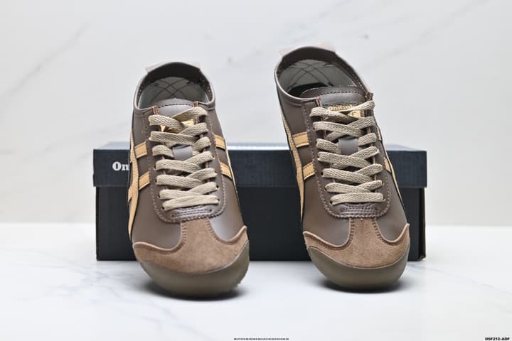 Onitsuka Tiger Mexico 66 NIPPON MADE Sneakers in Black With Pink Stripes