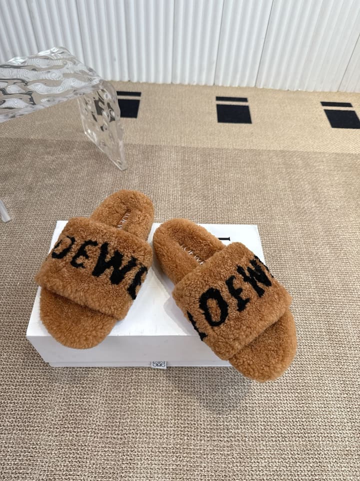 Loewe Classic Autumn/Winter Wool Slippers in Black With White Text
