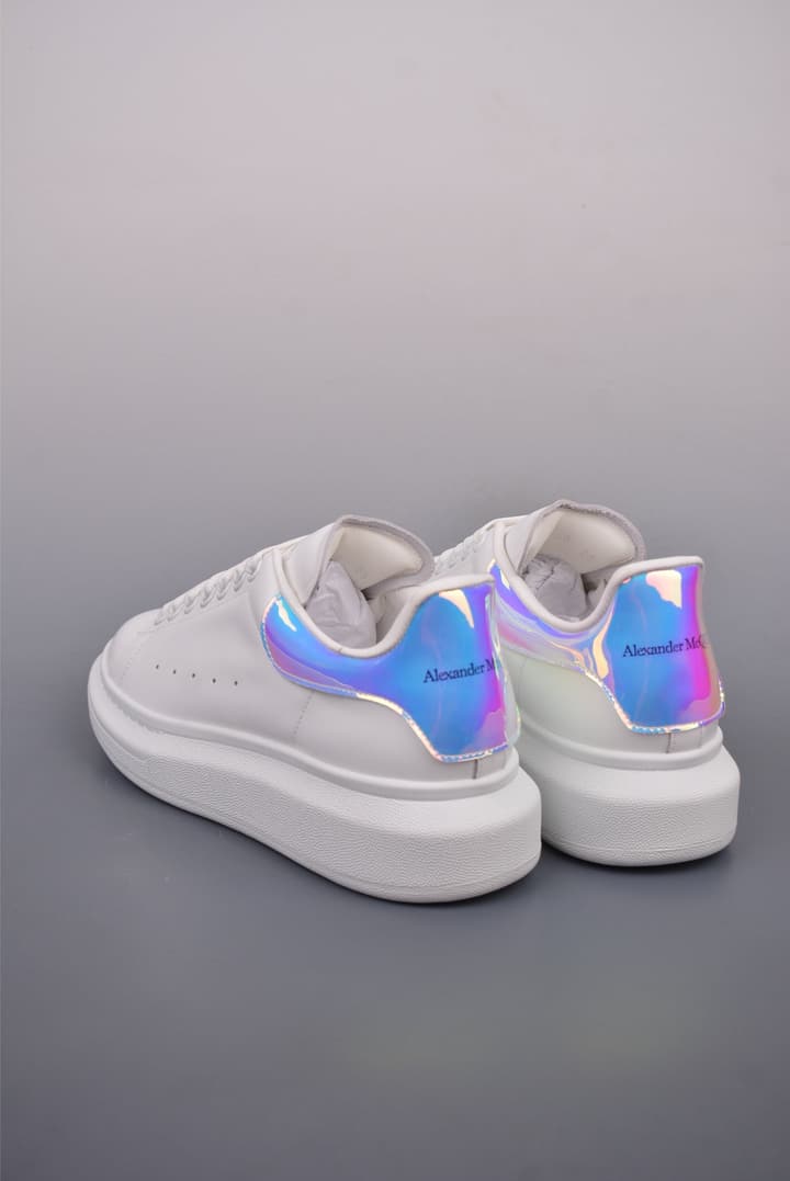 Alexander McQueen Classic Platform Sneakers – 2025 Edition in White Lavender