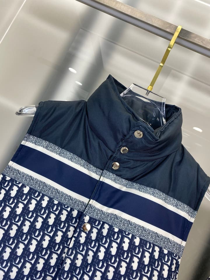 Dior Full Print Jacquard Reversible Down Vest – 22FW in Navy Oblique Pattern