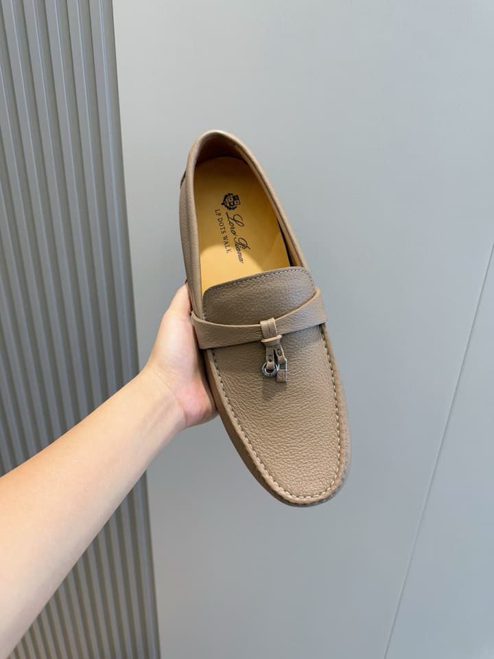Loro Piana LP Italian Handmade Driving Shoes in Beige Suede Moccasin