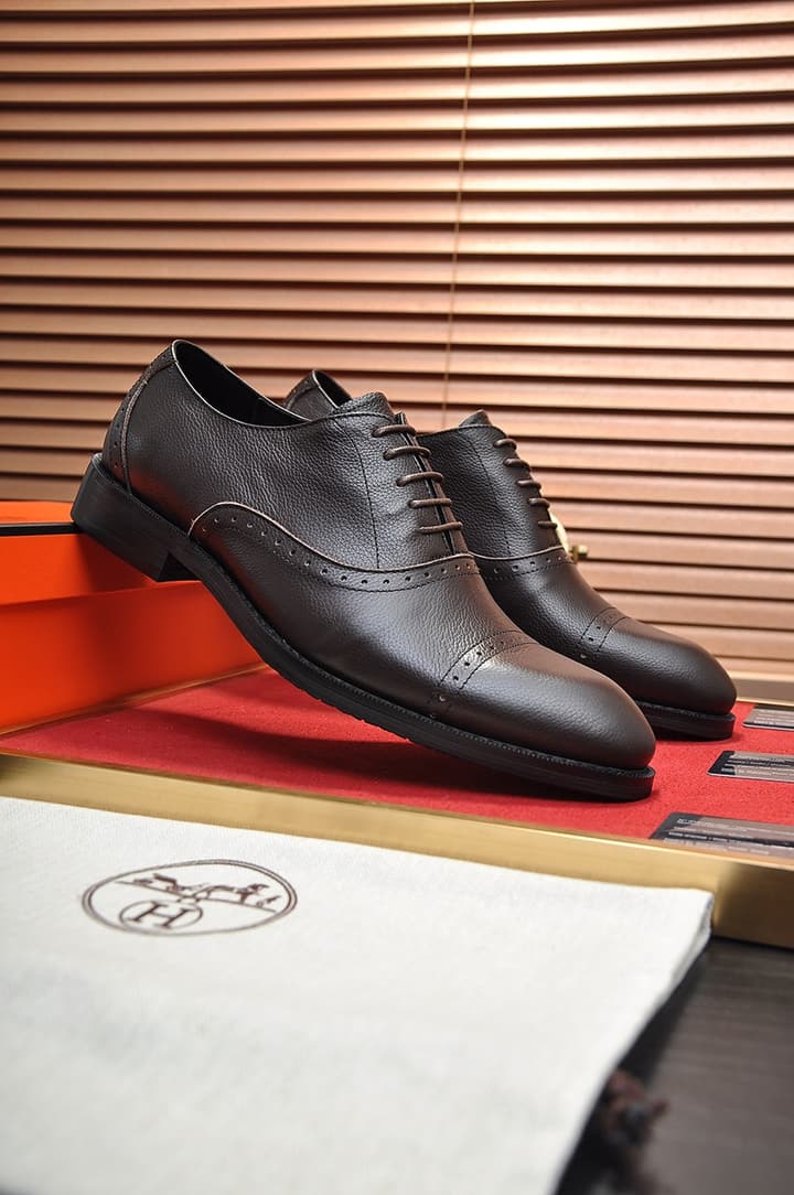 Hermès Classic Leather Loafers in Black