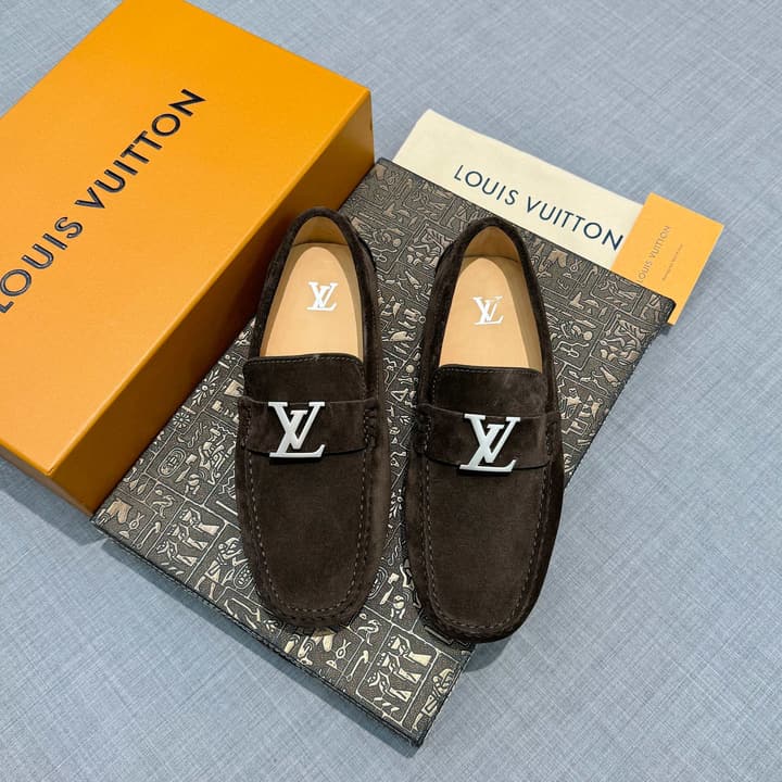 Louis Vuitton Men's Suede Driving Shoes in Black Suede