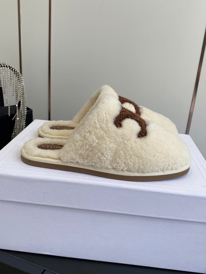 Celine Triomphe Wool Slippers – Autumn/Winter Collection in Beige