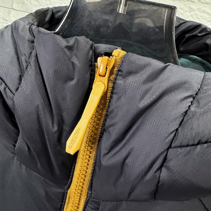Arc'teryx Thorium AR Hoody Down Jacket in Black With Dark Zipper