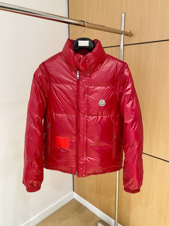Moncler Designer Puffer Jacket – 2025 Collection in Black Puffer Jacket