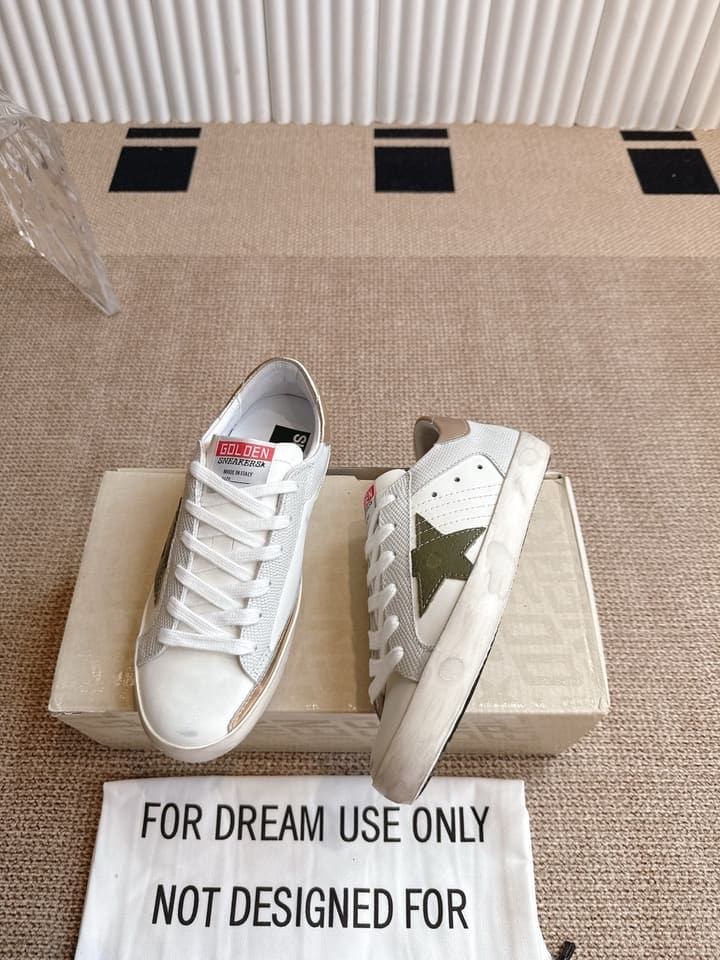 Golden Goose Distressed Leather Sneakers in Dark Green