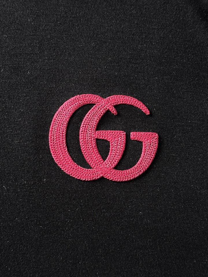 Gucci Long Sleeve T-Shirt – 2025FW in Black With Light Logo