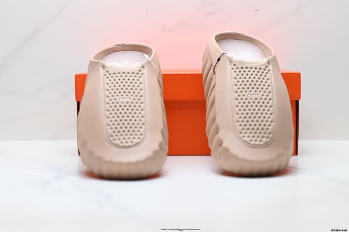 Nike Mind 001 Recovery Slide