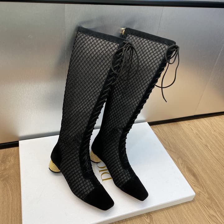 Dior Naughtily-D Metal Pearl Heel Knight Boots – 2023 Runway Haute Couture Collection in Black
