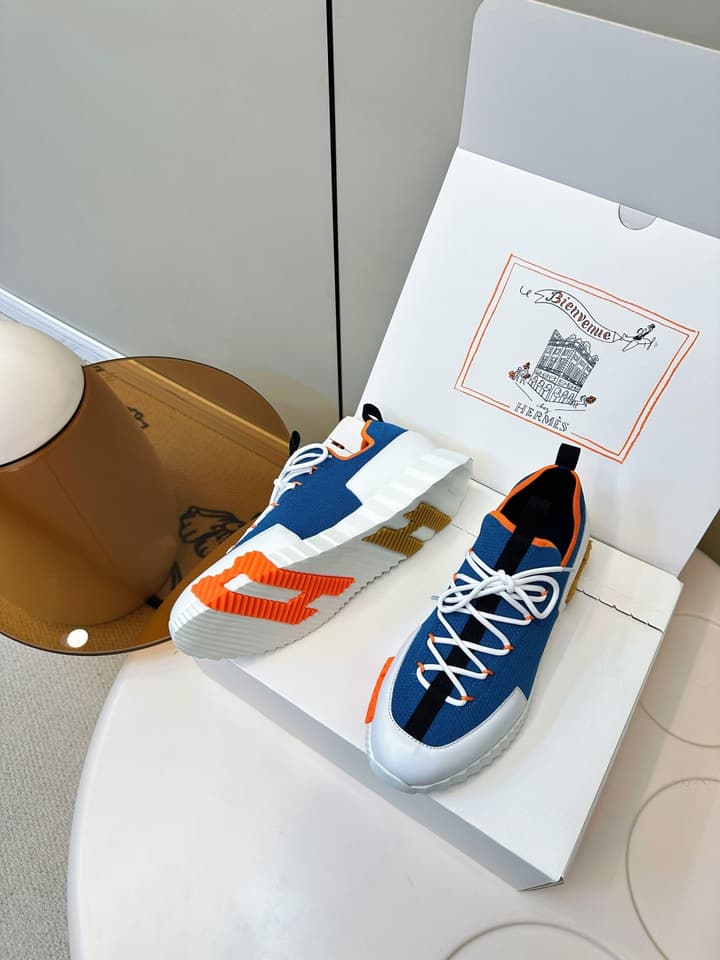 Hermes H Classic Couple Sneakers in Black