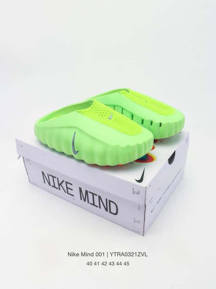 Nike Mind 001 Recovery Slides in Red