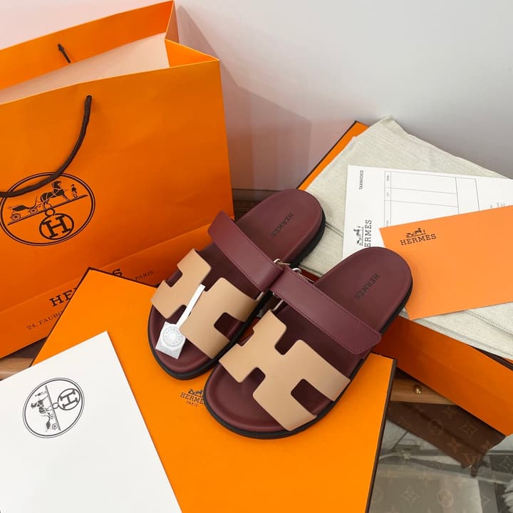 Hermès Chypre Suede Sandals in Burgundy And Beige