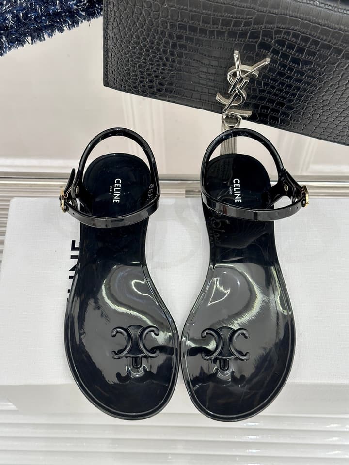 Celine Triomphe Jelly Thong Sandals – 26WF in Black