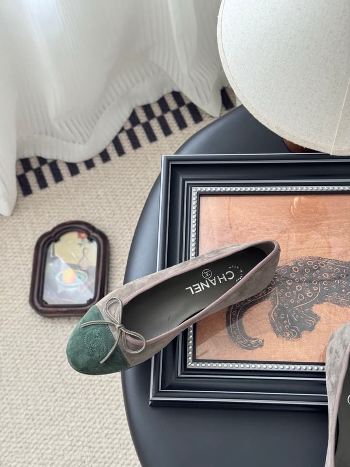 Chanel Classic Round Toe Ballet Flats in Dusty Rose With Bow