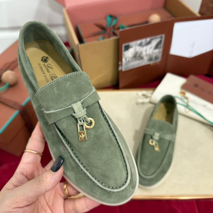 Loro Piana Summer Charms Walk Kids Moccasin Loafers – Kids Collection in Cream