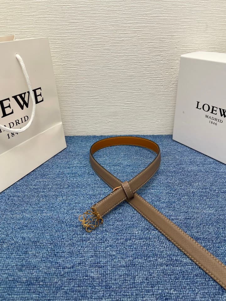 Loewe Calfskin Leather Belt in Black With Gold Buckle