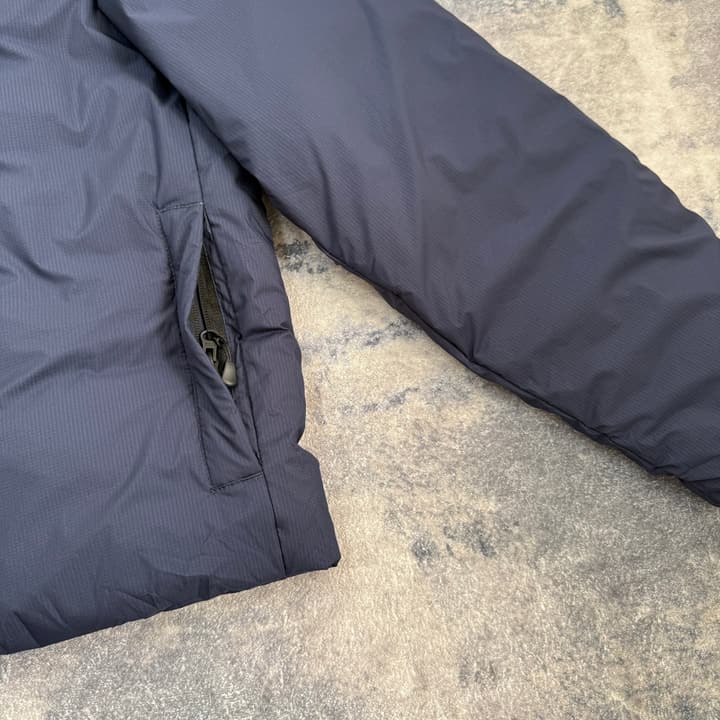 Canada Goose Lodge Series Coach Down Jacket – 2025 in Navy Blue